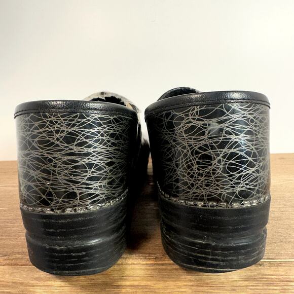 Dansko Professional Clogs Womens 42 / 11.5-12 US  Comfort Shoes Nursing Travel - Picture 4 of 11